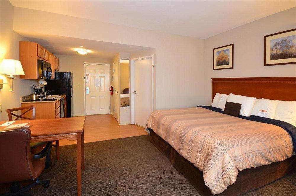 Candlewood Suites Pearl By Ihg Esterno foto
