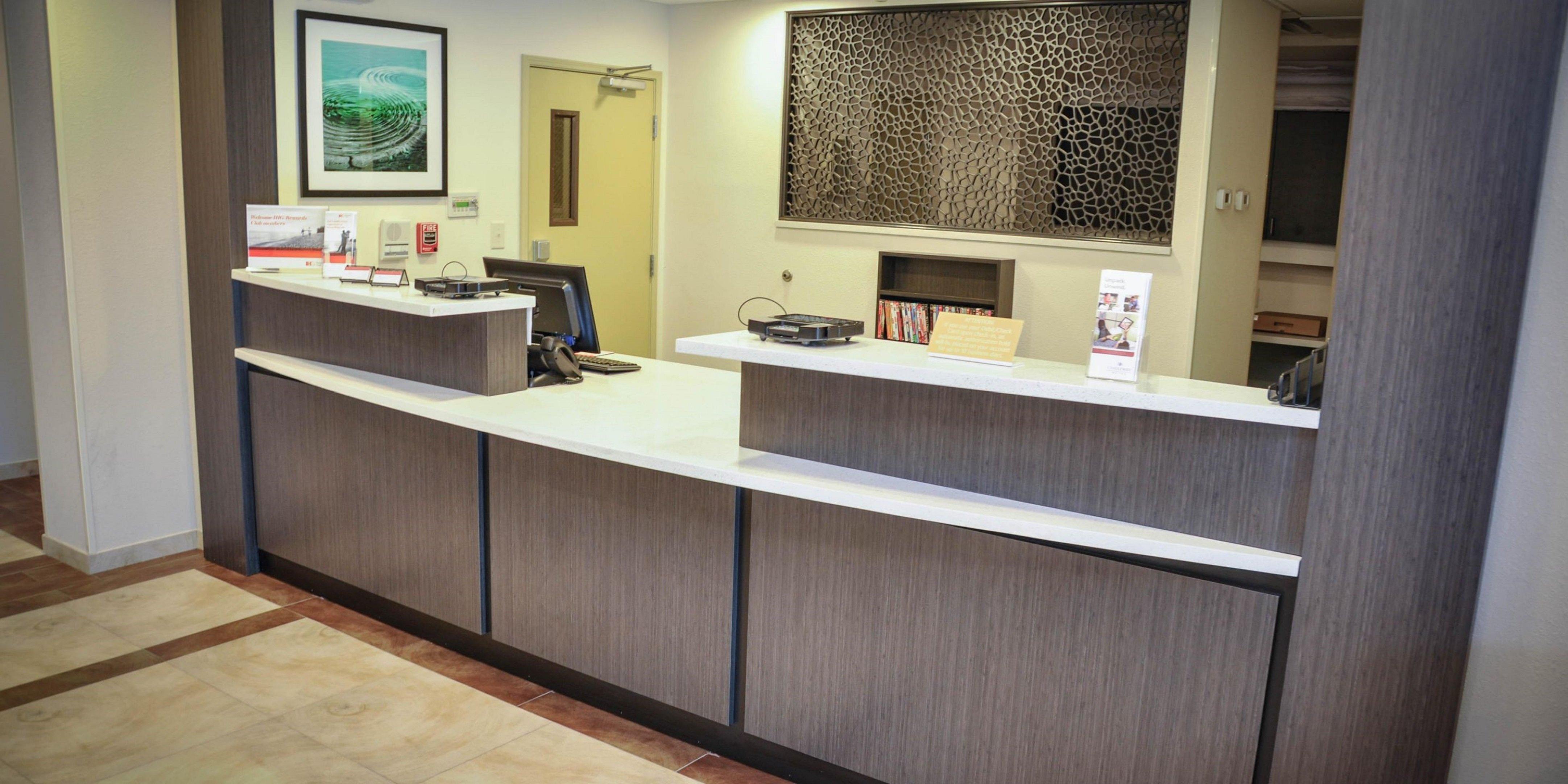 Candlewood Suites Pearl By Ihg Esterno foto