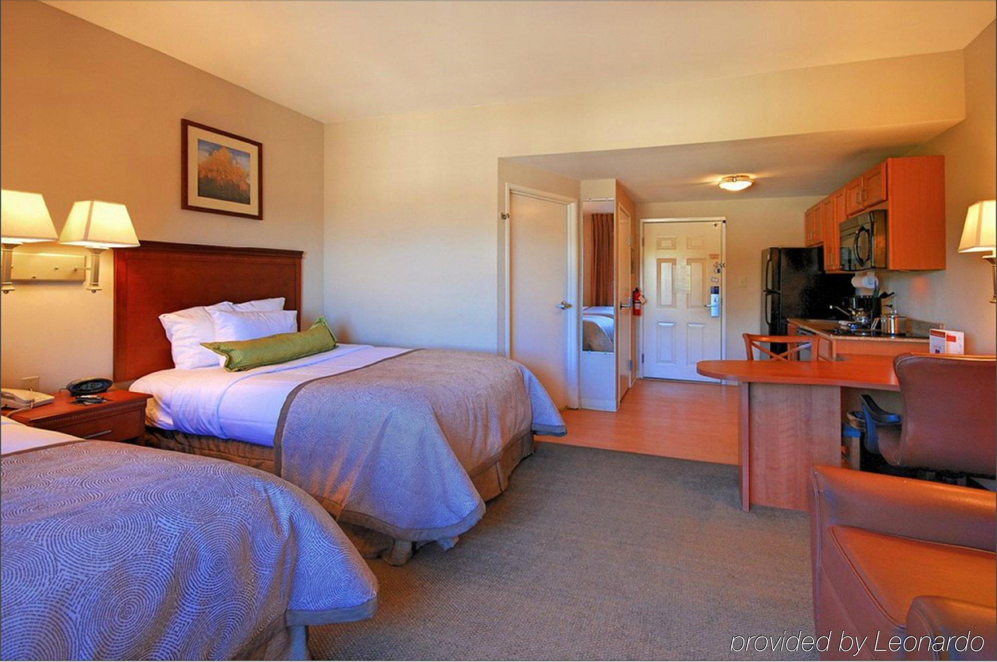 Candlewood Suites Pearl By Ihg Esterno foto
