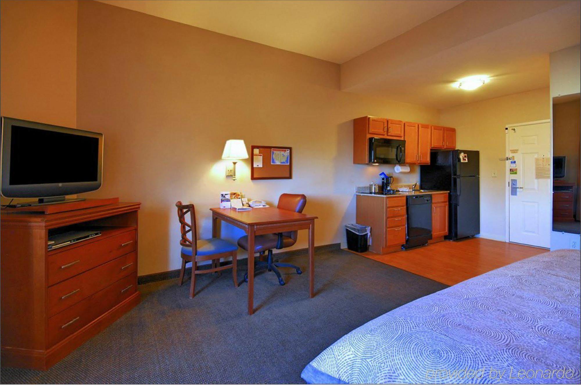 Candlewood Suites Pearl By Ihg Esterno foto