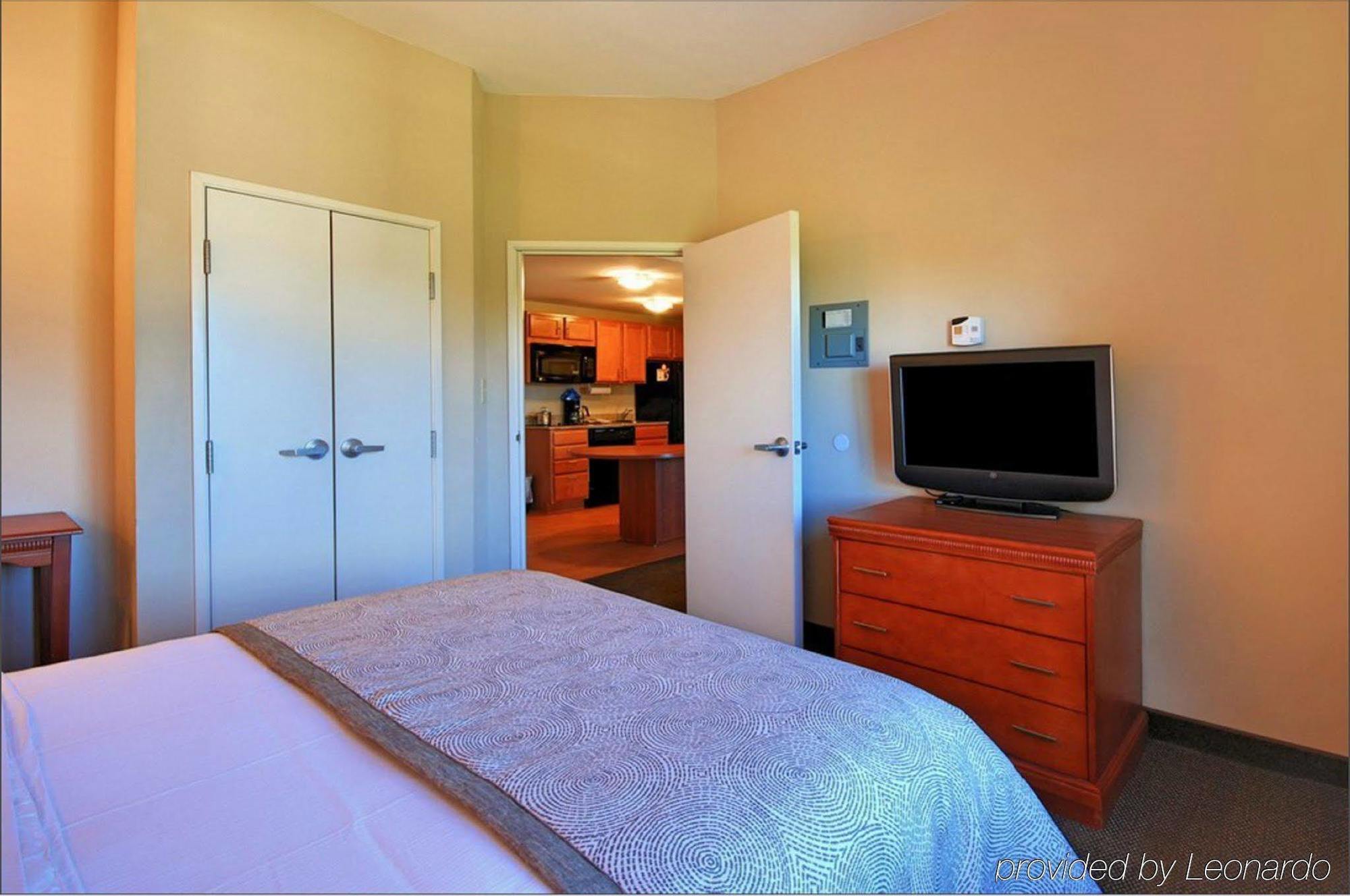 Candlewood Suites Pearl By Ihg Esterno foto