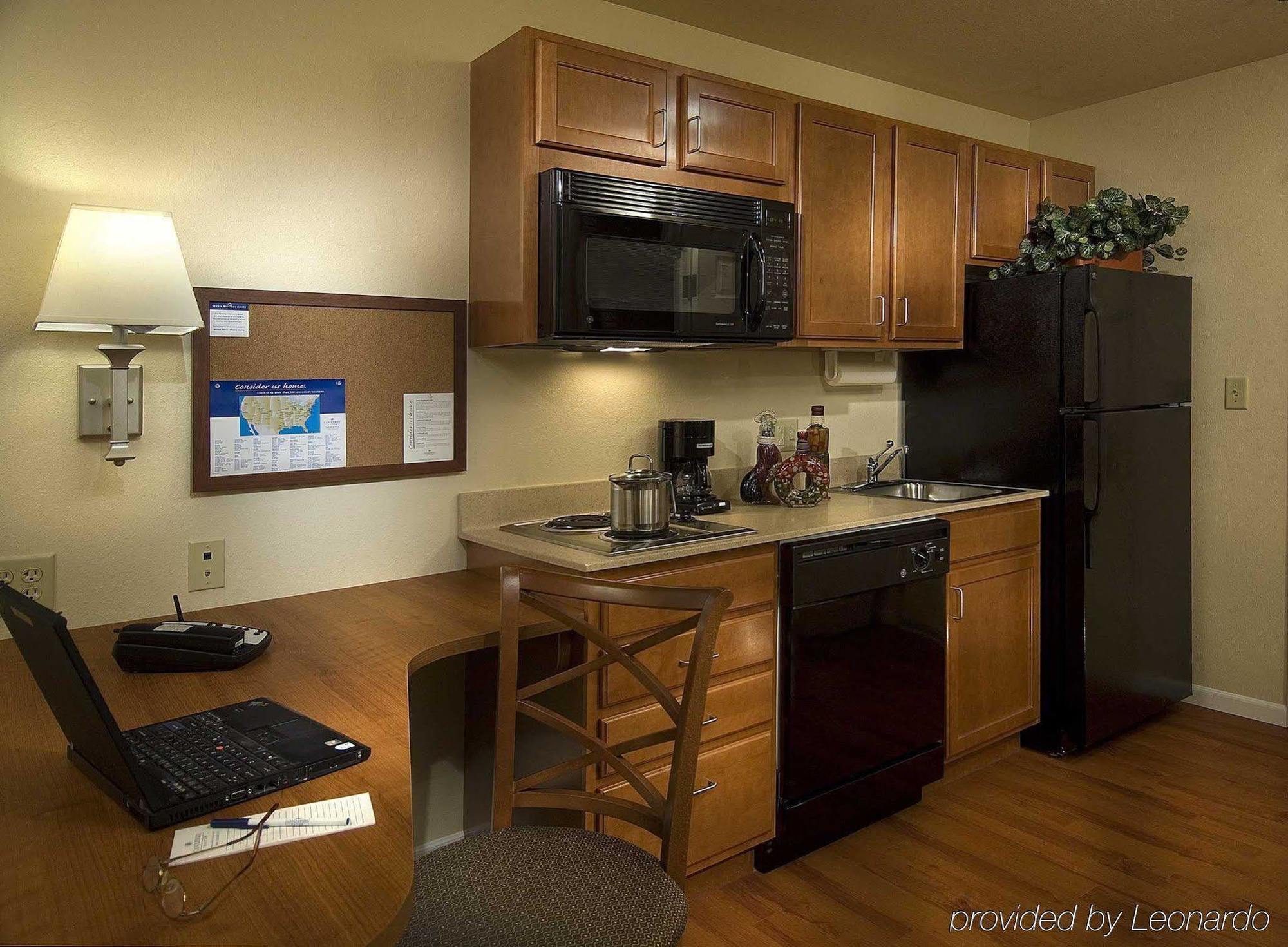 Candlewood Suites Pearl By Ihg Esterno foto