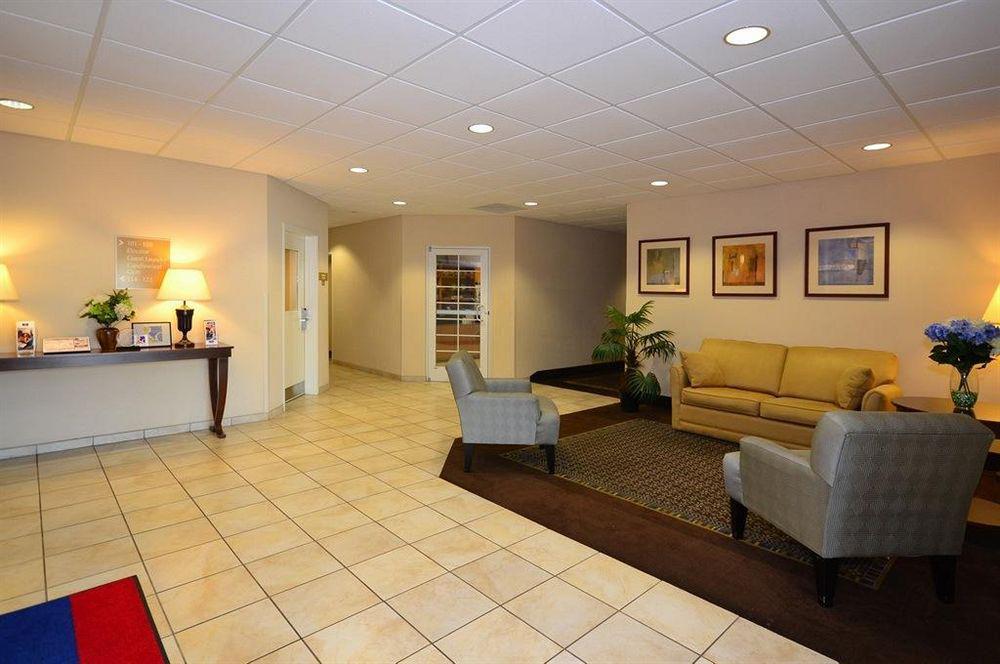 Candlewood Suites Pearl By Ihg Interno foto